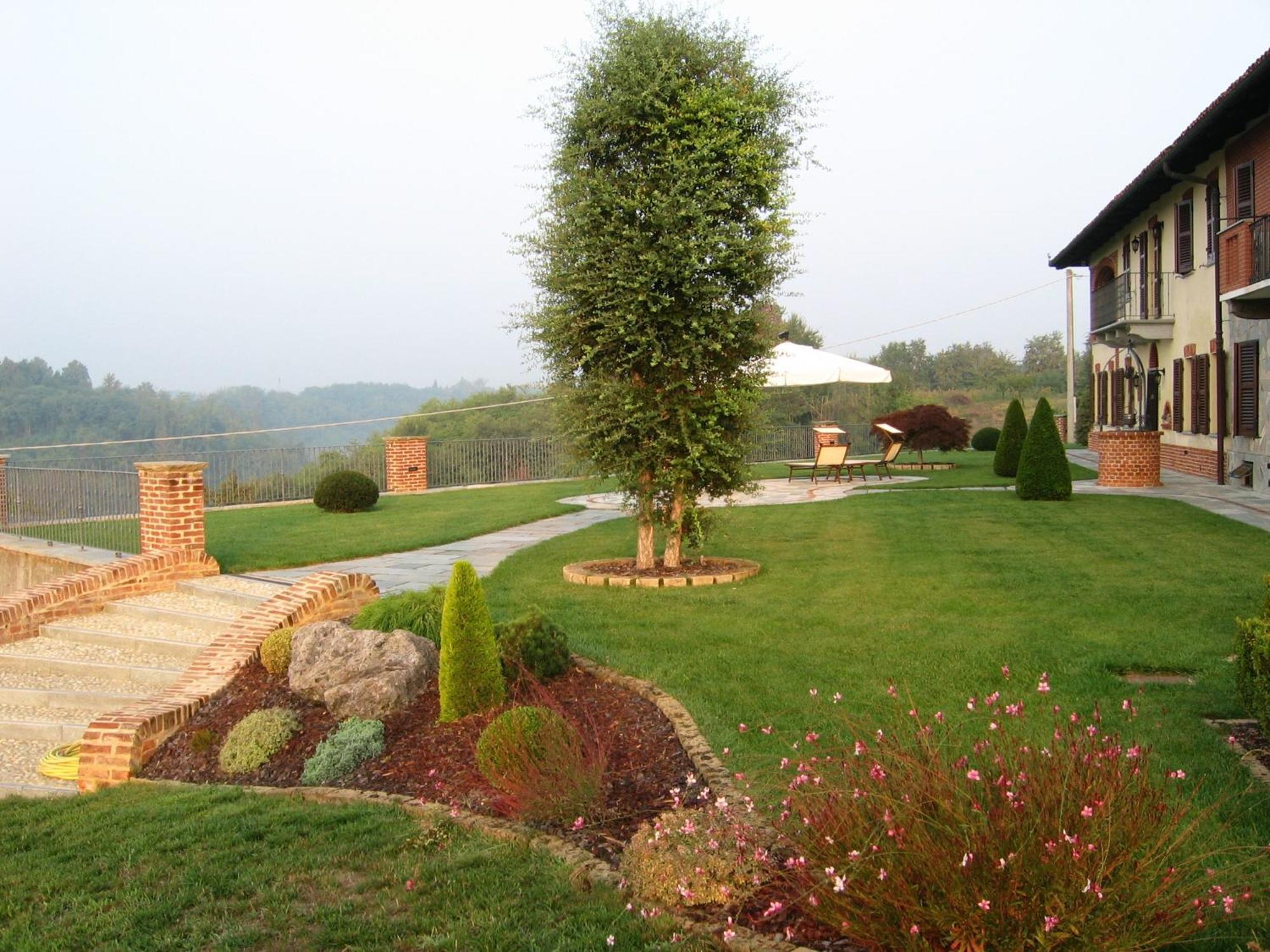 B&B Cascina Bellavista Tigliole Exterior photo